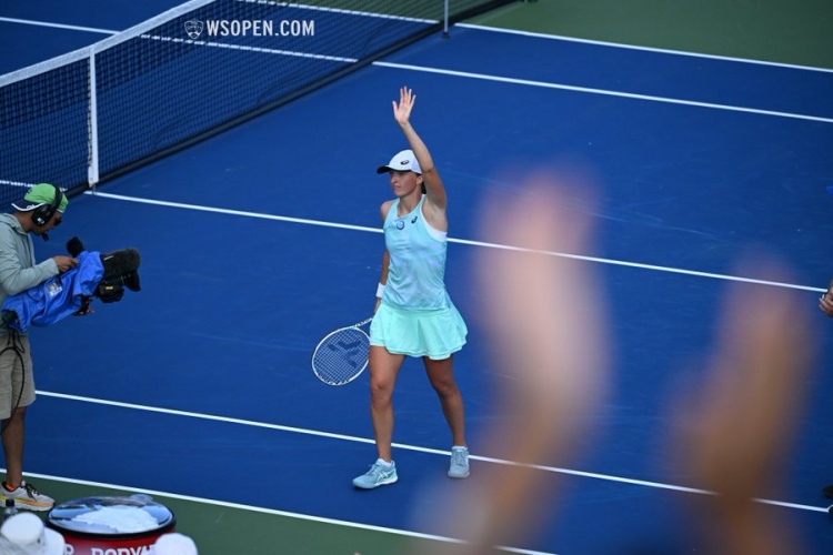 来于两地的 来于两地的